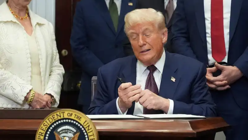 Trump, Beyaz Saray'a 200 Milyon Dolarlık Lüks Yenileme İle Dönüyor