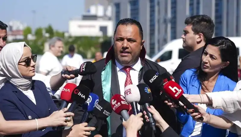 Avukat Rezan Epözdemir'in Adliyeye Sevk Edilmesi: Olayın Sır Perdesi Aralanıyor